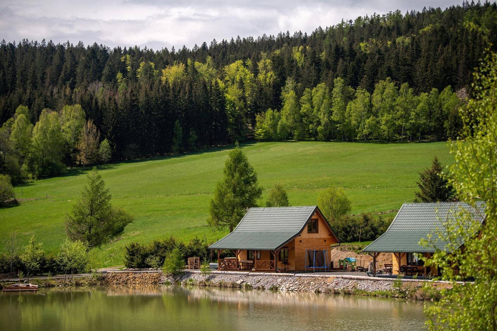 Domki Gorska Zatoka Строне-Слёнске Экстерьер фото