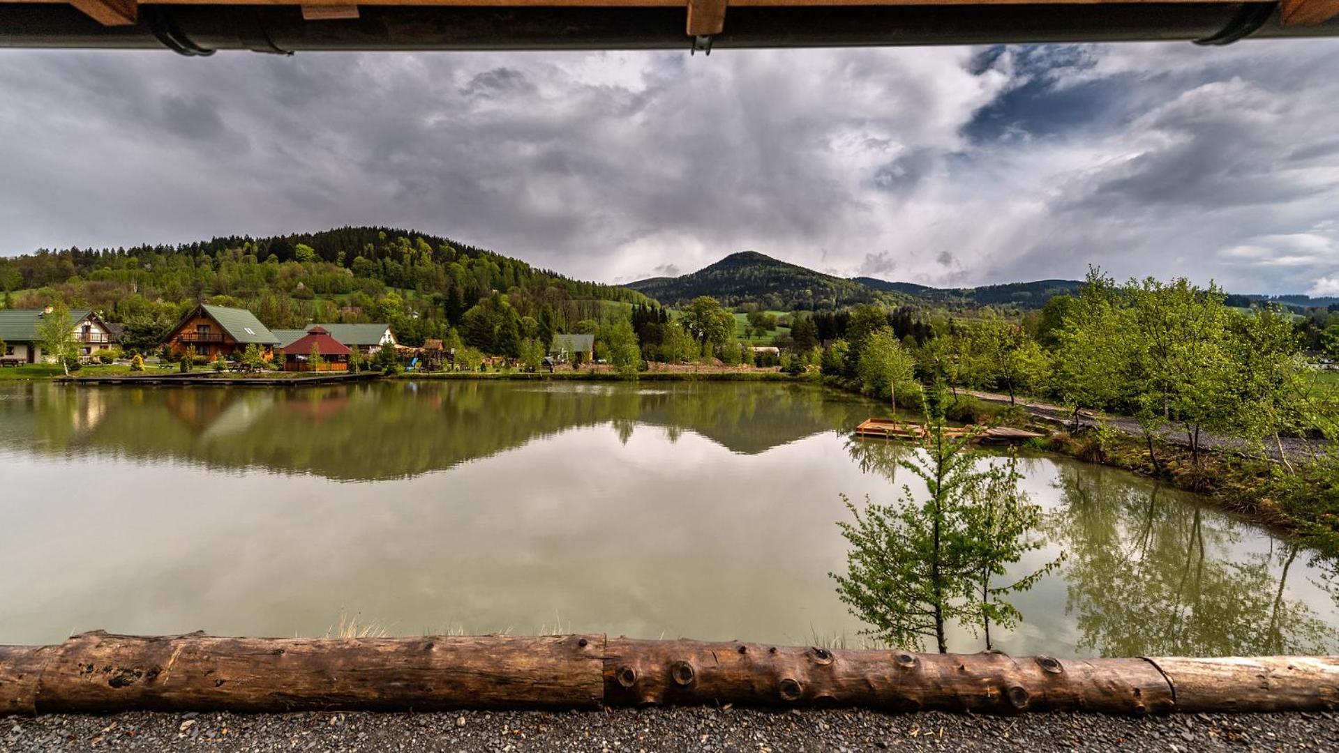 Domki Gorska Zatoka Строне-Слёнске Экстерьер фото
